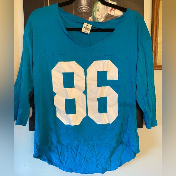 PINK Victorias Secret Blue Quarter Sleeve Jersey - Picture 1 of 4